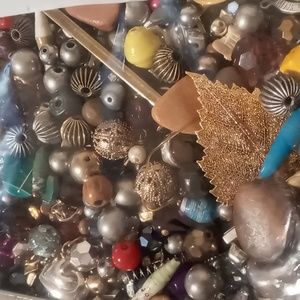 Jewelry making beads, gems, glass wooded,metallic, metal, resin & natural stone
